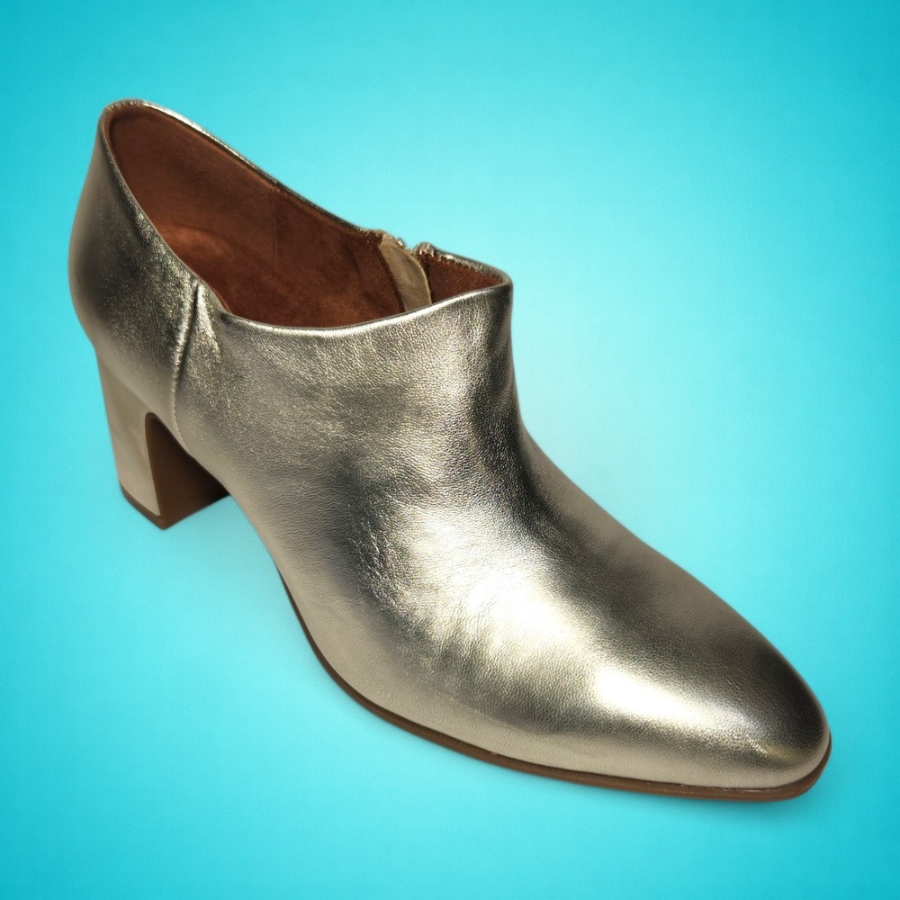 New Women's Aerosoles Gold Metal Leather Melina Shoes, Size 9. Retail for $145 - Picture 6 of 9